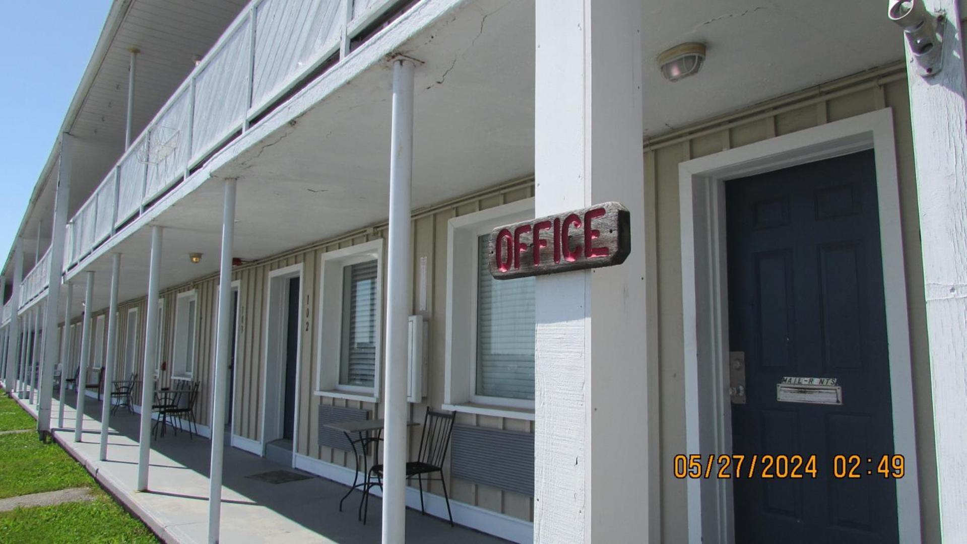 Thames Inn And Marina Groton Exterior photo